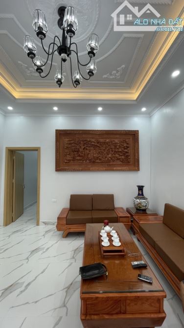 Bán nhà Chu Huy Mân,Phúc Đồng 4 tầng,103m,mt4.7m Vf3 vào nhà nhỉnh 12 tỷ - 2