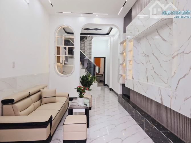 NHÀ 1 TRỆT 1 LẦU MỚI 100%  THIẾT KẾ HIỆN ĐẠI ĐẦY ĐỦ CÔNG NĂNG TẶNG FULL NỘI THẤT, LỘ - 2