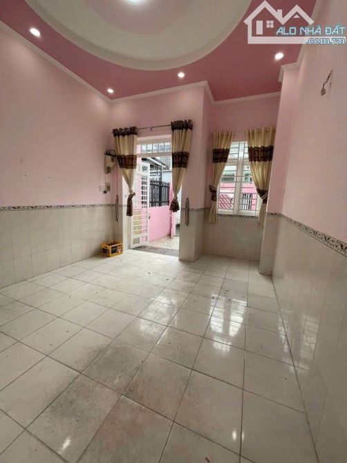 Cần bán gấp căn nhà cấp 4 ở đường Trịnh Thị Miếng , Thới Tam Thôn 60m2 SHR giá 890 triệu - 3