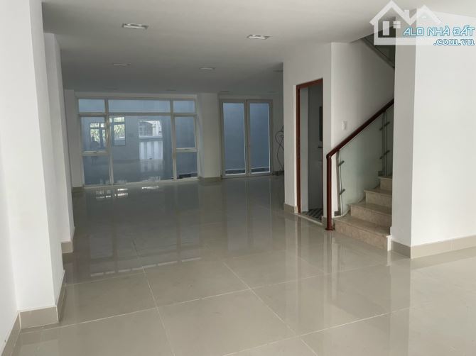 Buiding Hầm - 8 Tầng Mặt Tiền Ngay Nguyễn Văn Trỗi. DT: 6*19m - Thang Máy. Giá 40 Tỷ TL - 3