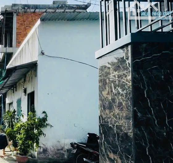 SIÊU PHẨM BẾN VÂN ĐỒN XE HƠI VI VUUU BÁN ĐẤT TẶNG NHÀ C4 TIỆN XÂY CẤT MỚI  🚕🚎🚛🚕🚚🚌🛻 - 3