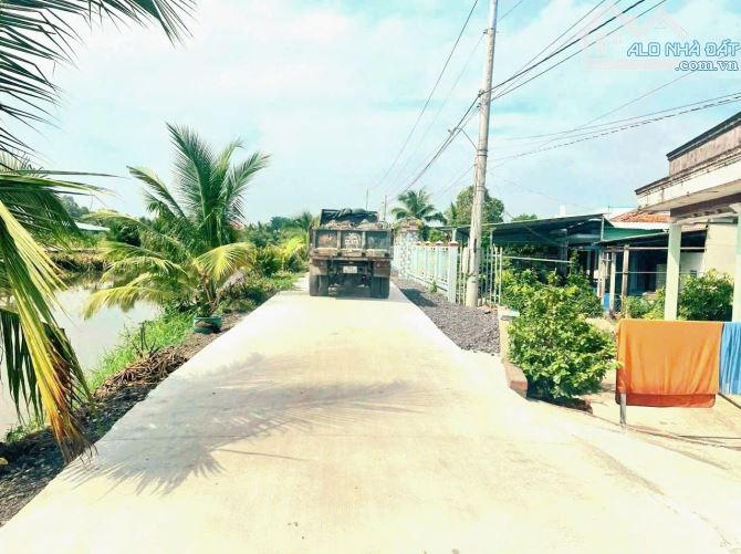 Siêu phẩm, 150m2 đất thổ cư View Kênh cực đẹp, 490tr - 3