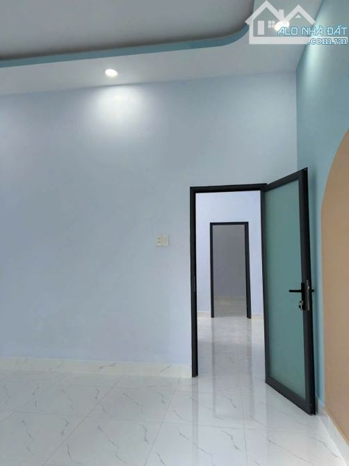 Nhà 2 tầng hẻm ô tô thông, đối diện C/c Sơn Kỳ, 4 tỷ - 3