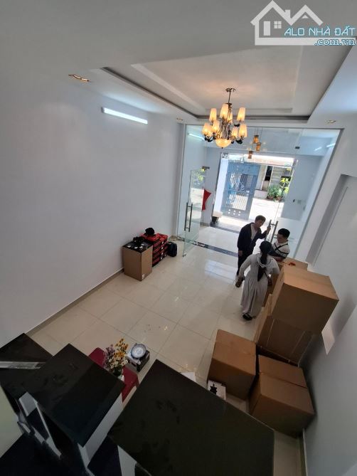 BÁN NHÀ SÁT QUẬN 6,GẦN AEON TÊN LỬA ĐƯỜNG XE TẢI THÔNG,5PN,86M2(4×22),CHỈ 7Xx - 3
