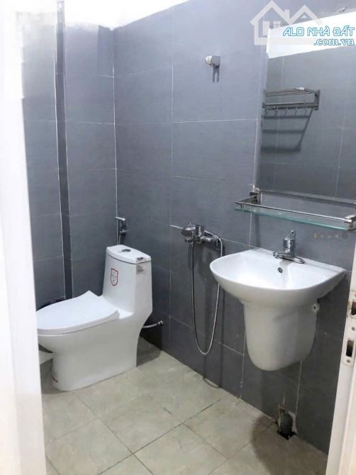 C.H.O T.H.U.Ê toà căn hộ tại Lê Hồng Phong , 23 ngủ full, 100 triệu - 3