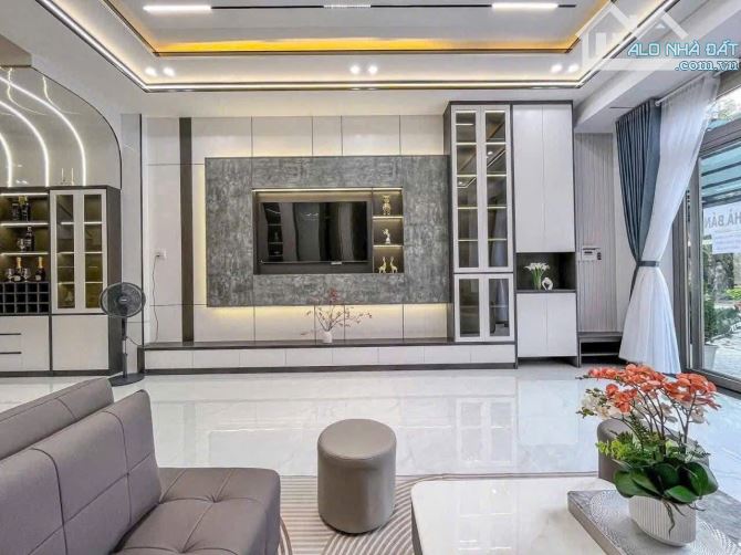 Chủ Bán Gấp Nhà 1 trệt 2 lầu  – GIá Chỉ 3 Tỷ 700 Triệu - 3