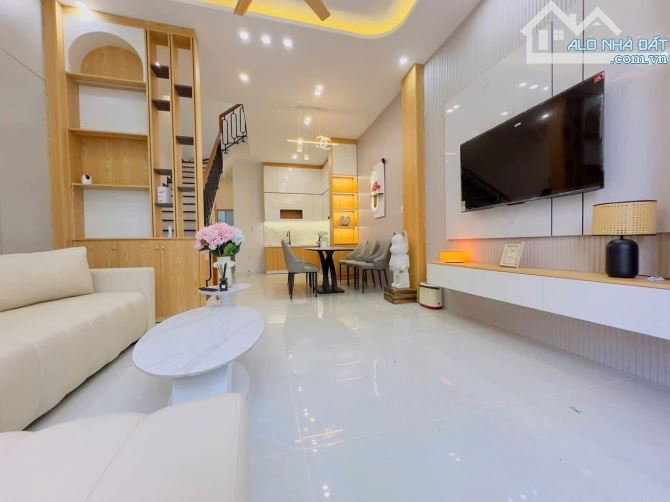 📍 KIỆT TÁC KIẾN TRÚC 🎉 🏡 BÁN NHÀ KIỆT 5 M TÔN ĐỨC THẮNG – 83 m² - 3
