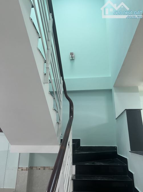 Giảm 500tr Cần Bán Nhanh Nhà Cấp 4 Ngay Mặt Tiền Đường Nguyễn Xí Phù Hợp Xây Mới CHDV & VP - 3