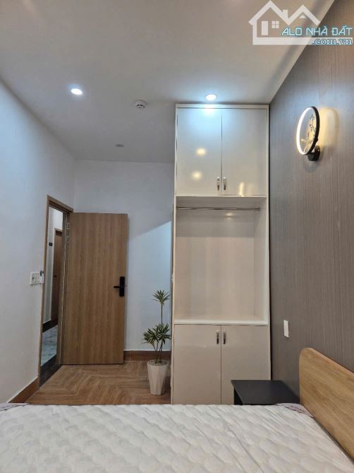 BÁN KHÁCH SẠN ĐƯỜNG NGUYỄN GIA TRÍ P25 HẦM 5 LẦU 23P HDT 160 TRIỆU - 3