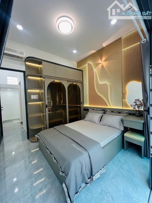 SIÊU PHẨM GẦN CHỢ PHẠM VĂN BẠCH - 2 TẦNG - FULL NỘI THẤT - GIÁ HƠN 3 TỶ XÍU - 3