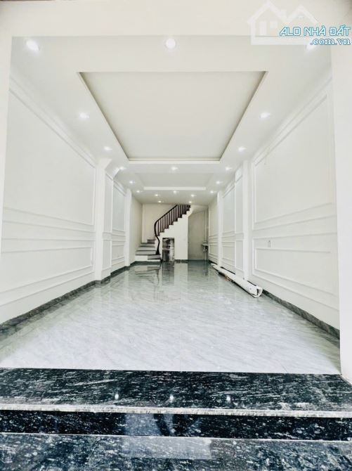BÁN NHÀ LÔ GÓC 45M X 5 TẦNG, NGÃ TƯ ĐỊNH CÔNG, VŨ TÔNG PHAN, KIM GIANG. - 3