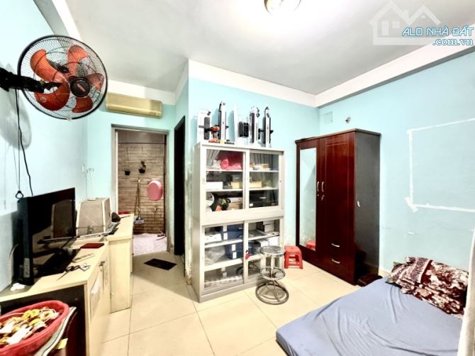 Bán gấp nhà gần mặt tiền đường Lê Văn Sỹ - 5 tầng 54m2 (3.9 x 15) sổ đẹp - Không Quy Hoạch - 3