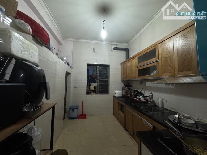 Bán Nhà Mặt Ngõ Văn Quán Ô Tô Ngủ Trong Nhà – 82m² – Mặt Tiền 9.2m – Bán Đất Tặng Nhà 3 Tầ - 3