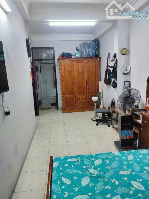 Mặt Ngõ Cẩm Văn, Ngõ Thông Ra Đê La Thành, Dt 45m, 4 Tầng, Mt 4.1m, Giá Hạ 8.6 Tỷ - 3