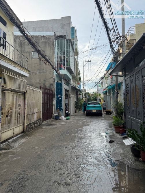 BÁN ĐẤT TẶNG NHÀ, HẺM NHỰA 6m, CÓ DÒNG TIỀN GẦN KHU GIGAMAL, 4X28 NHỈNH 7 TỶ. - 3