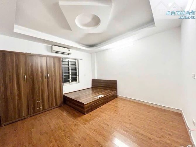 Siêu phẩm nhà Triều khúc, 6 tầng, 30m ra ô tô tránh, Nội thất VIP - 3