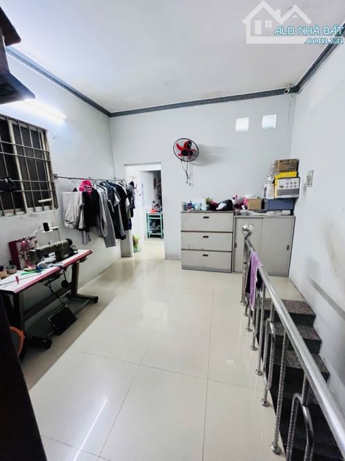 Trung tâm Q8, Dương Bá Trạc, nhà mới ở ngay, 49m2 nở hậu, 2 tầng kiên cố BTCT, SHR - 3