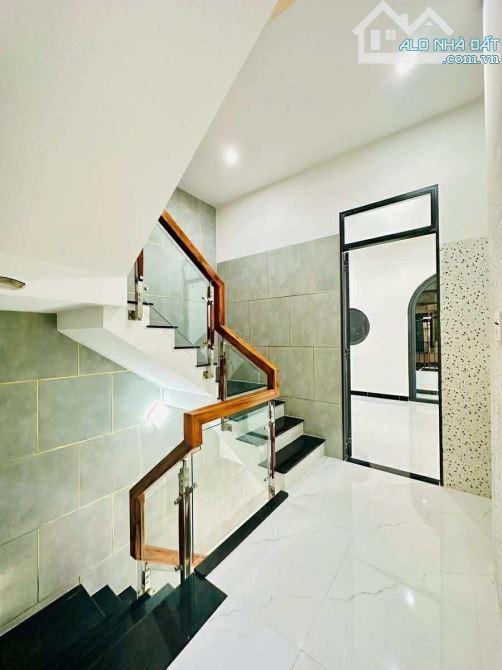 CHUYỂN NHƯỢNG NHÀ 3 TẦNG MỚI, MẶT TIỀN PHẠM NGŨ LÃO, 44m2 n:4,6m, QUI NHƠN. - 3