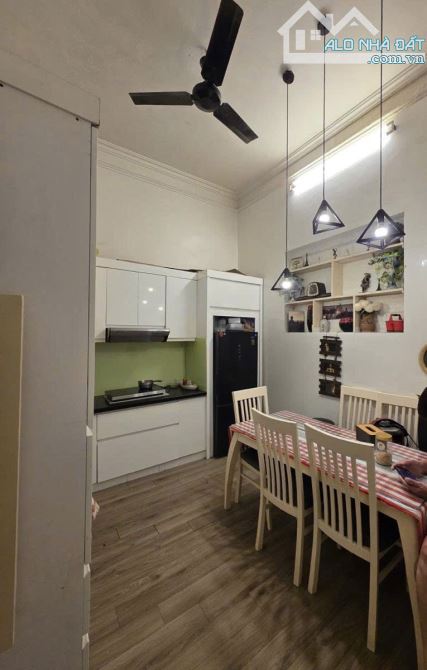 Bán Nhà Hoàng Hoa Thám Gần Lăng Bác DT 45m2×4 Tầng Dân Xây Ngõ Rộng Ô Tô - 3