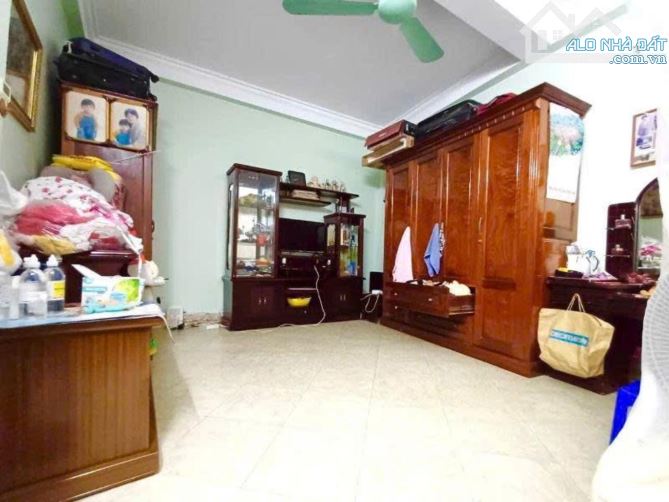 Bán nhà Phan Kế Bính, DT 35m2 x 5T, MT 5m, ngõ thông oto, kinh doanh, chỉ 9 tỷ - 3