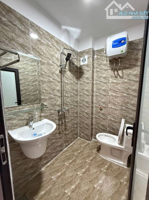 BÁN NHÀ MỚI 5 TẦNG, Ô TÔ ĐỖ CỬA, THOÁNG TRƯỚC SAU, CỰ KHỐI LONG BIÊN, GIÁ 6.15 TỶ - 3