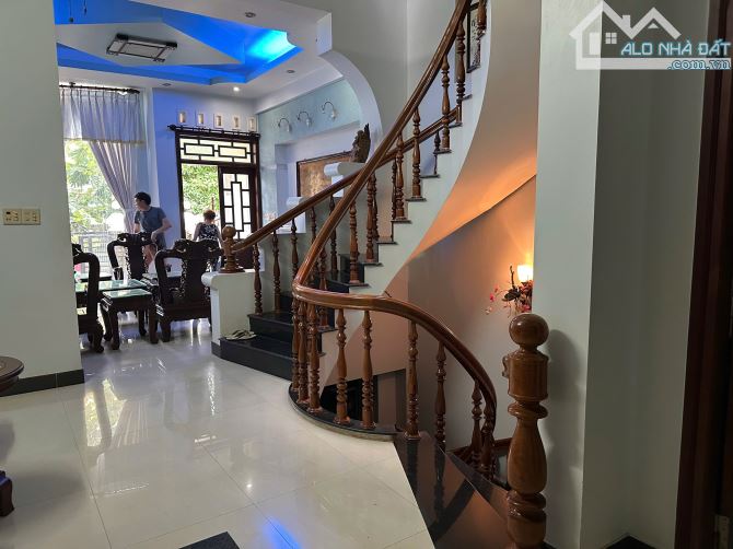Cần bán nhà 3 mê hướng Đông, mặt tiền đường Nguyễn Thế Bảo tp Tuy hoà - 3