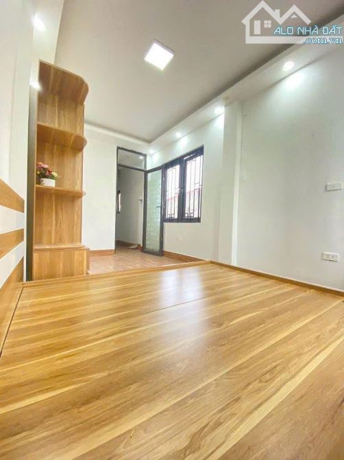 HÀNG HIẾM ĐỐNG ĐA – VỈA HÈ – KINH DOANH – Ô TÔ TRÁNH – 25M² – 7.1 TỶ - 3