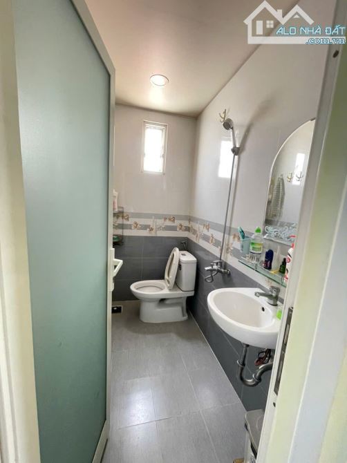 🏡 NHÀ 4 TẦNG Q8 – SỔ RIÊNG – ĐẤT VUÔNG – KDC ỔN ĐỊNH – GIÁ 5,9 TỶ - 3