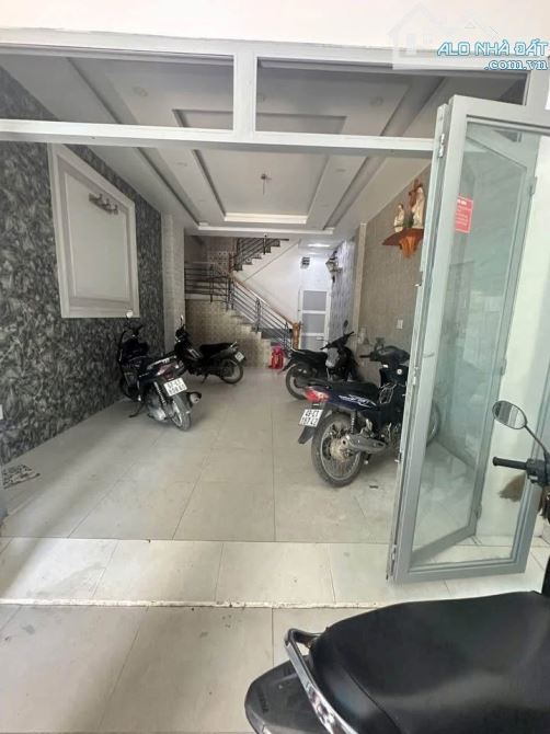 Bán nhà 5 tầng mặt tiền Thạnh Lộc 38 gần trường cao đẳng điện lực giá 6.35 tỷ tl - 3