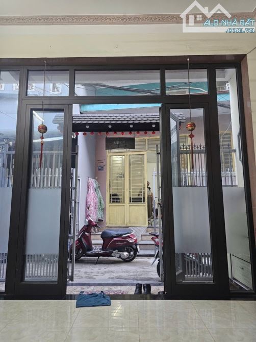 ♣ Góc kiệt 3m sát MT Võ Văn Tần, cạnh Aeon Mall,  50m2, 2 tầng, sạch đẹp, 3.x tỷ - 3