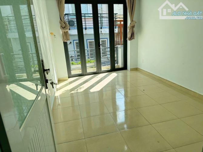 Bán Nhà Đẹp Âu Cơ - Quận Tân Bình - Giá Chỉ 6x Tỷ. - 3