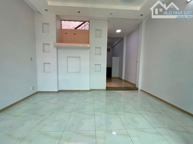 Nhà nguyên căn ngay Trần Não, 5x17 trệt 1 lầu 2 phòng ngủ, sân rộng - 3