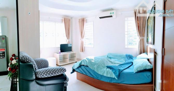 bán biệt Thự Hoàng Hoa Thám ,p5 ,Quận Phú Nhuận .DT:6.5x15m .5 tầng .Gía chỉ .18.2 tỷ - 3