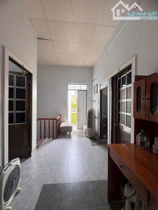 BÁN NHÀ MỚI 2 MẶT THOÁNG HẺM DÃ TƯỢNG: 60m² Ngang: 6,85m x 10,2m .Hướng: Tây. Giá rẻ 4,8ty - 3