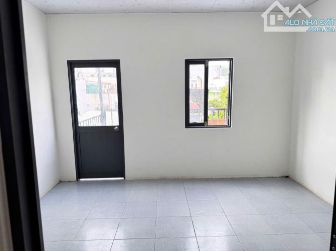 NHÀ ĐẸP VÀO Ở NGAY _XE TẢI ĐỖ CỬA_ DTS:75M2_ 3 TẦNG 3 PHÒNG NGỦ _ LÊ ĐÌNH CẨN_ BÌNH TÂN - 3