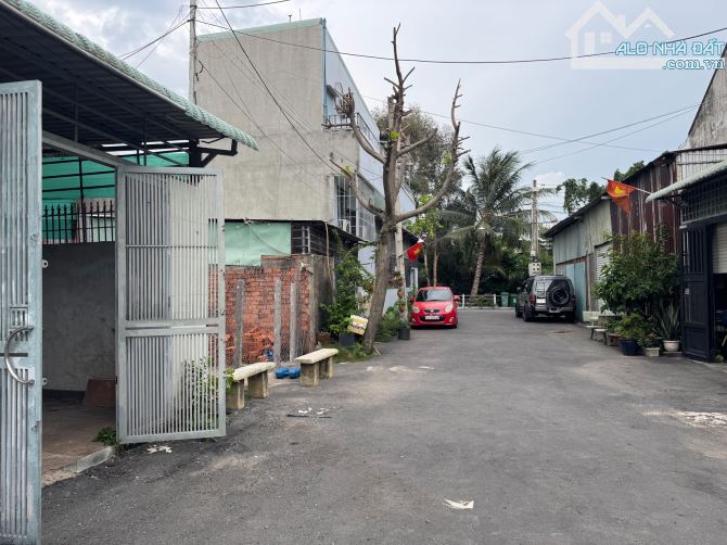 Bán gấp nhà riêng 67,5m2 1 trệt 1 lầu cạnh căn hộ cao cấp Emeral 68 Sổ sẵn, dọn vào ở ngay - 3