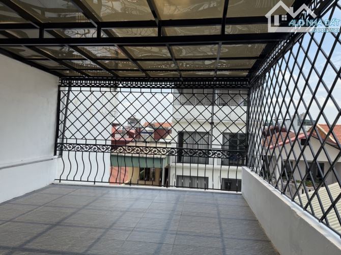 BÁN NHÀ CHU HUY MÂN – PHÚC ĐỒNG, 103M², 4 TẦNG, 12.3 TỶ – 2 MẶT THOÁNG, SÂN RỘNG - 3