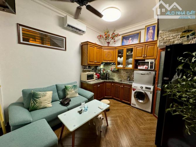 NHÀ ĐẸP LÔ GÓC PHỐ TRẦN KHÁT CHÂN FULL NỘI THẤT CÔNG NĂNG TIỆN ÍCH Ở NGAY. - 3