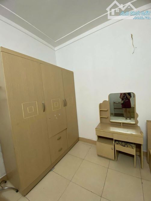 Cho thuê nhà ngõ Bùi Xương Trạch, 3 tầng x 38m2, 3 ngủ, 10 Triệu - 3