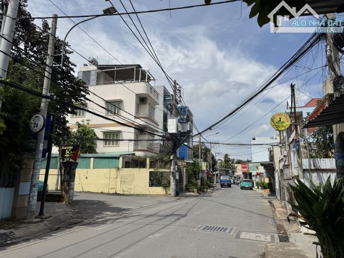 Bán nhà MT đường 5 ngay Đình Phong Phú, 6.2 x 32 = 198m2. 13.65 tỷ - 3