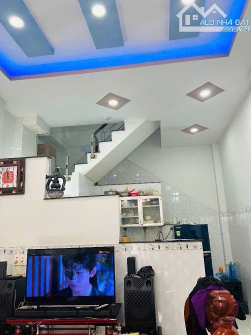 Nhà LÊ VĂN QUỚI -HXH 5M GẦN TÂN PHÚ  4X10 ( 40M ) - 3