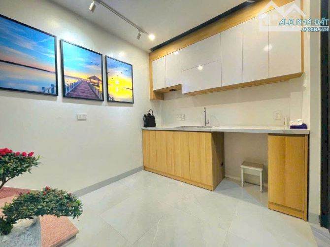 HÀNG SIÊU HIẾM – KIM NGƯU – 3 NGỦ – FULL NỘI THẤT – SỔ RIÊNG HOA HẬU - GIÁ CHỈ 3.7 TỶ