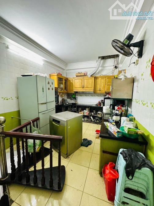 Bán nhà phố Vũ Tông Phan, 38m2, 5 tầng, thang máy, ngõ ô tô giá 9.5tỷ - 3