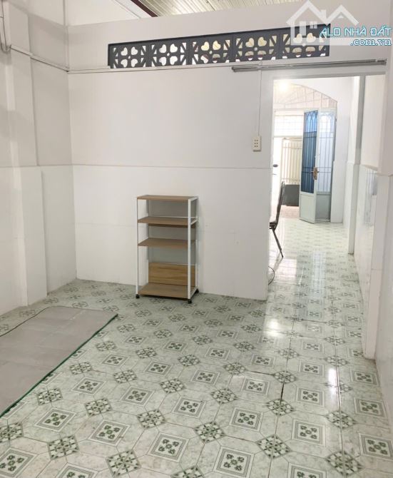 Chỉ 1tỷ8 TL_Bán nhà 1trệt 1Gác ngay đường Cách Mạng Tháng 8 Chợ B Hòa trường Quang Vinh BH - 3