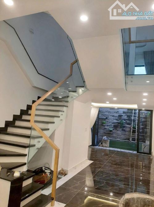 Bán Nhà Mới Xây Nội Thất Sang Chảnh , Hẻm Thẳng Bước Ra Phan Huy Ích 30m ,3 Tầng , 4.1x19m - 3