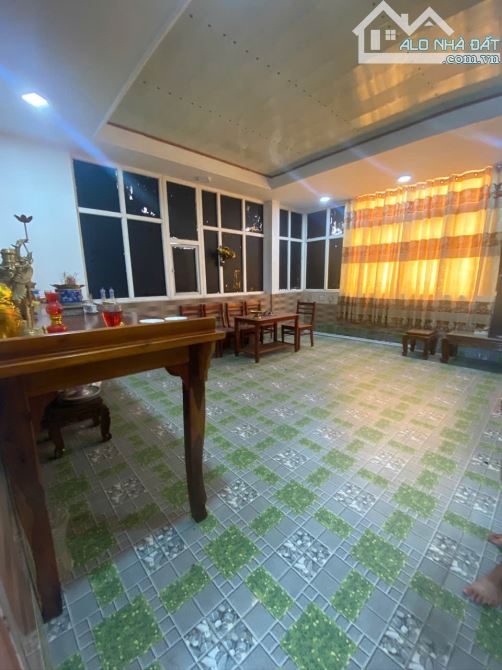 Bán nhà 3 Tầng Dĩ An,đường nhựa 10m thông,gần KDL Thủy Châu - 3