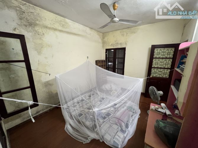 Liễu Giai, 71m, 2 mặt ngõ ô tô, Khu cán bộ, An ninh tốt, Sổ vuông vắn, Mặt tiền rộng đẹp - 4