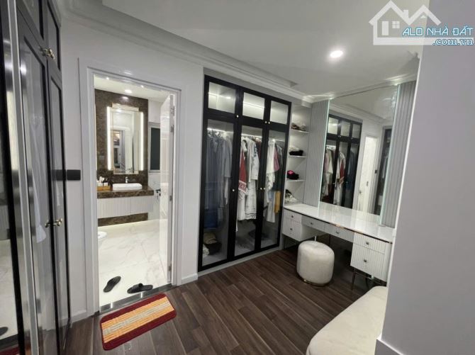 VIP Bán nhà 5 tầng KDC Sài Gòn Mới – hẻm ô tô – diện tích 4x21m- Chỉ 6 Tỷ 6 - 4