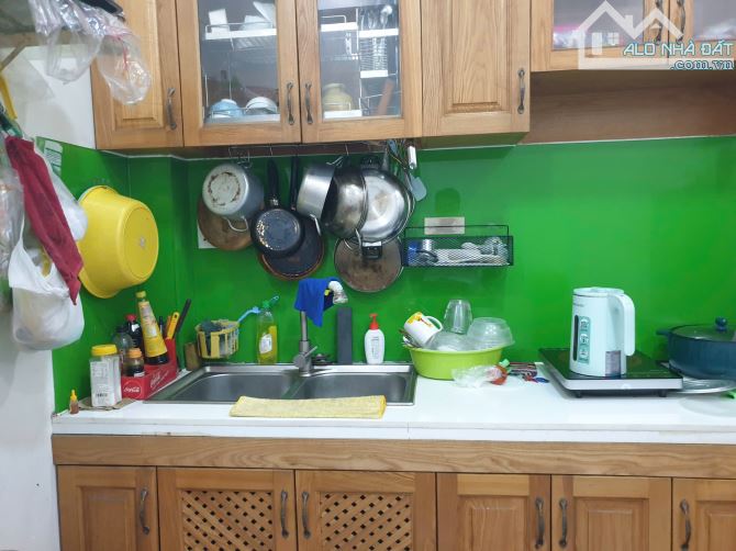 Bán Biệt thự đường Lý Phục Man - Quận 7, Ngang 10x28, 3 tầng, đã giảm 4 tỷ - giá mới 24tỷ - 4
