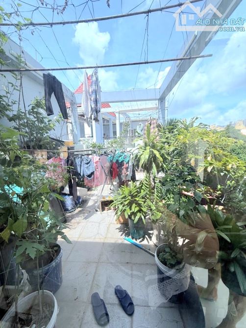 Nhà 3 tầng Khánh Hội, Quận 4, BTCT, KDC hiện hữu, hoàn công, Mình viết lại bài đăng th7 tỷ - 4